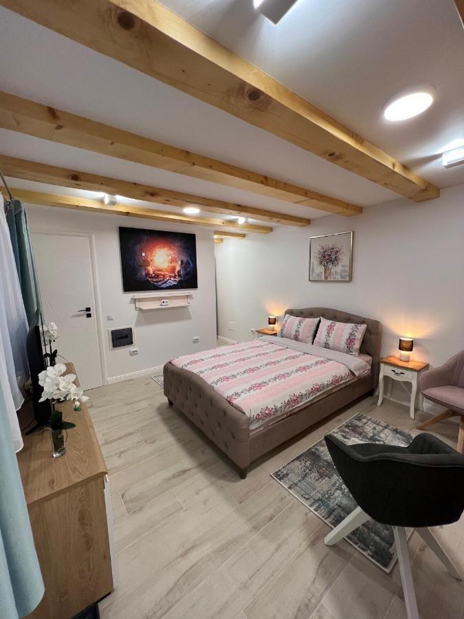 Studio cu balcon